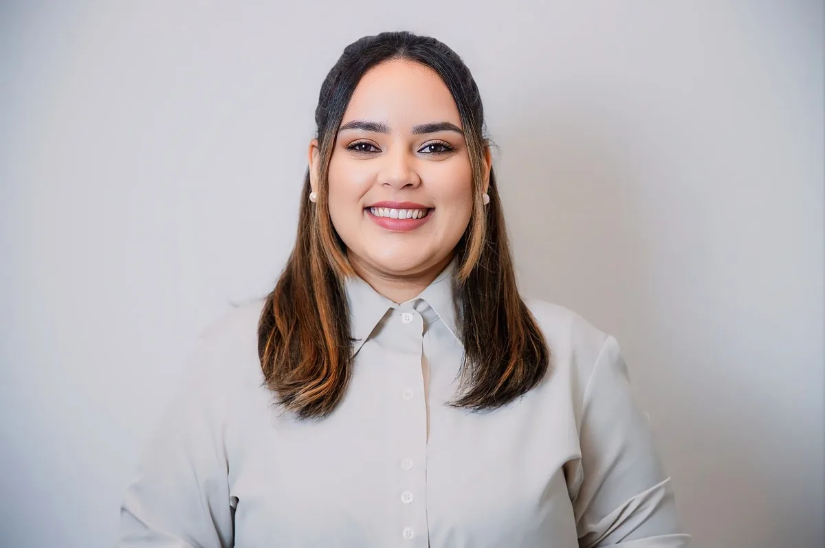 Khênia Pereira no escritório da Valor Prime, em Goiânia